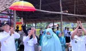 Bupati-Luwu-Beri-Apresiasi-Atas-Inovasi-Kades-Bonelemo