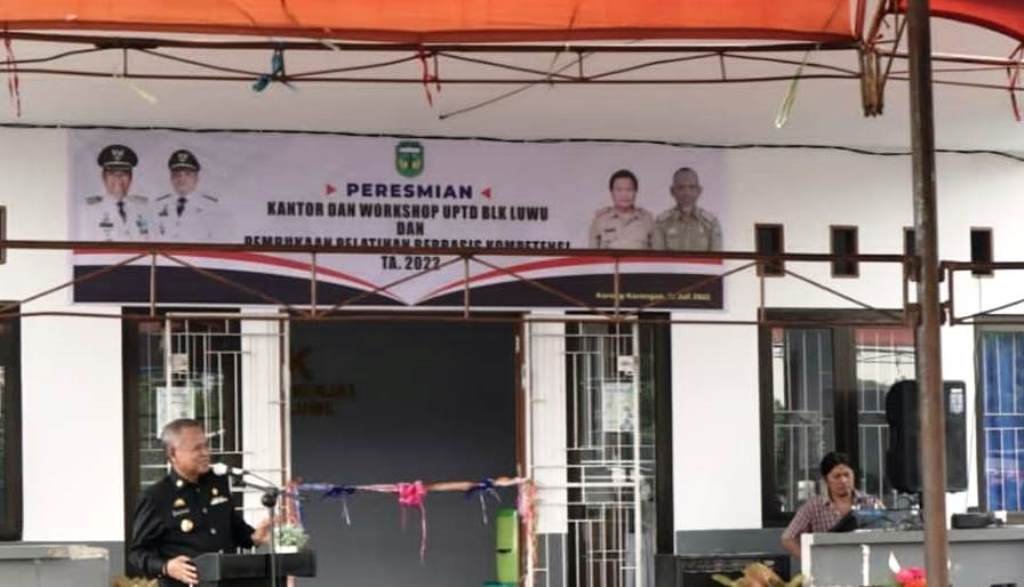 Bupati-Meresmikan-Penggunaan-Kantor-dan-Workshop-UPTD-BLK-Kabupaten-Luwu