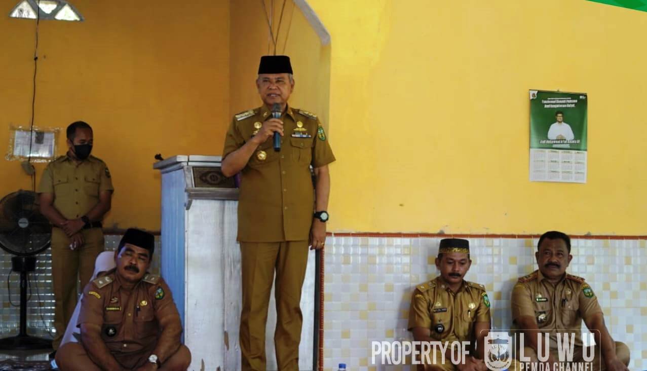 Bupati-Luwu-Menghadiri-Acara-Peringatan-Isra-Miraj-di-Masjid-Taqwa