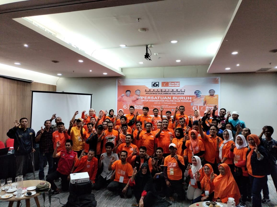 Ajis Nyatakan Sikap, Siap Maju Menuju Rumah Rakyat Pada Pileg 2024-2029 Mendatang Ajis Nyatakan Sikap, Siap Maju Menuju Rumah Rakyat Pada Pileg 2024-2029 Mendatang