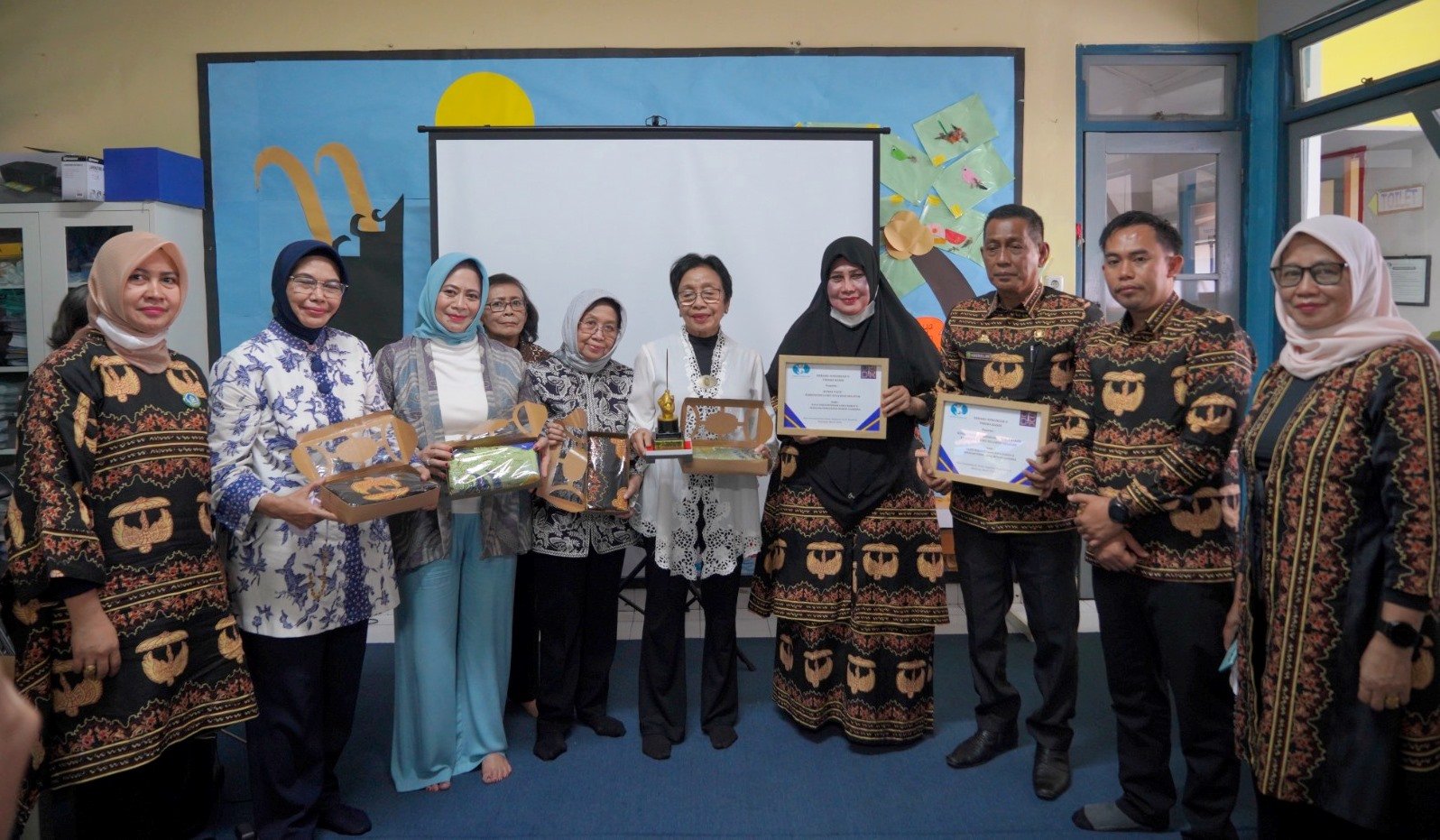 Meningkatkan-Manajemen-PAUD-Bunda-PAUD-Luwu-Studi-Tiru-di-Bandung