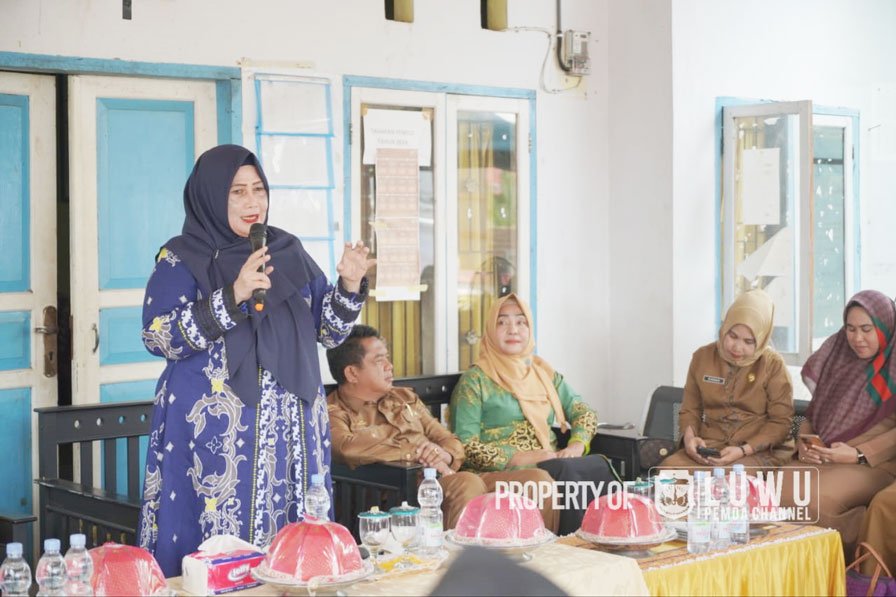 Ketua-TP-PKK-Kabupaten-Luwu-n-Bantuan-Percepatan-Penghapusan-Kemiskinan-Ekstrim