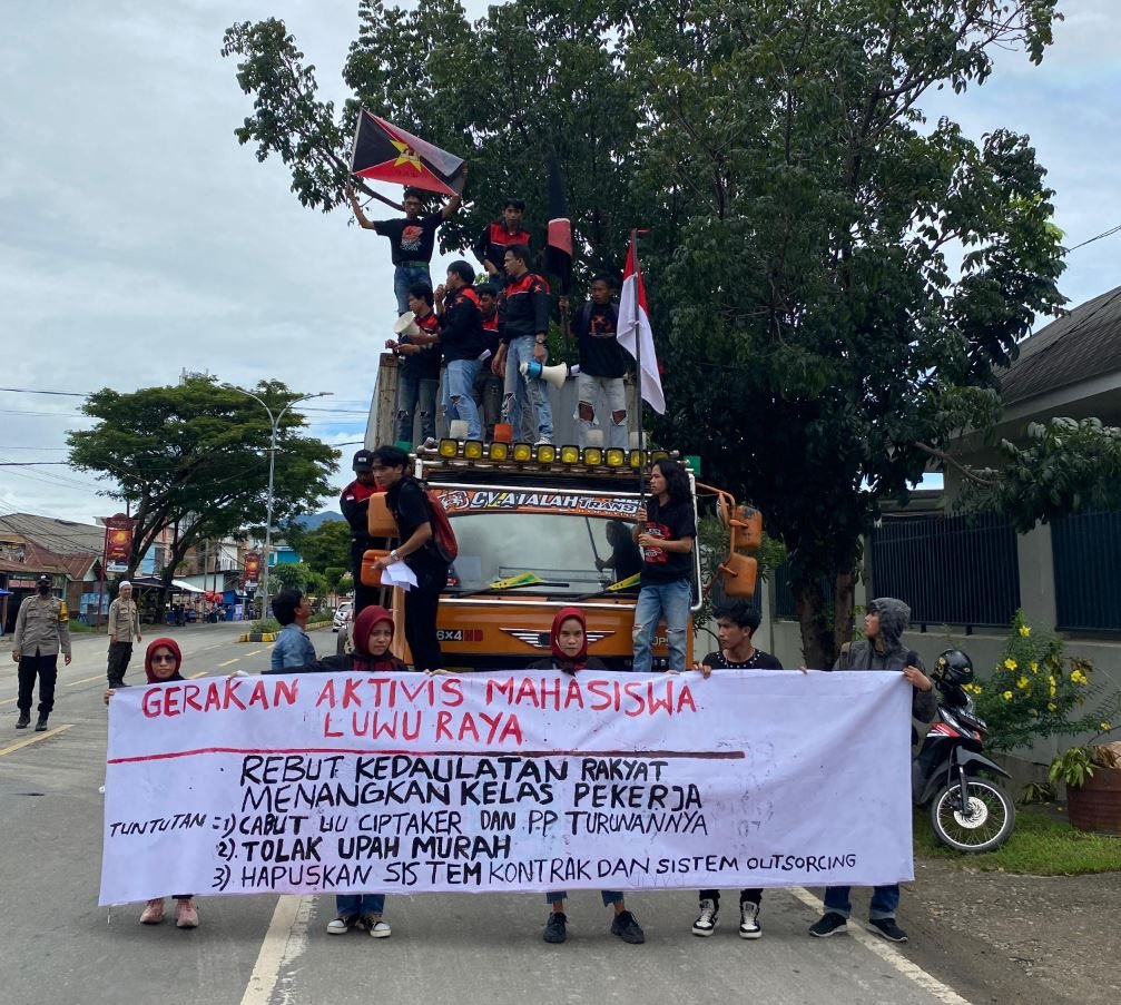 Gelar-Aksi-Unjuk-Rasa-May-Day
